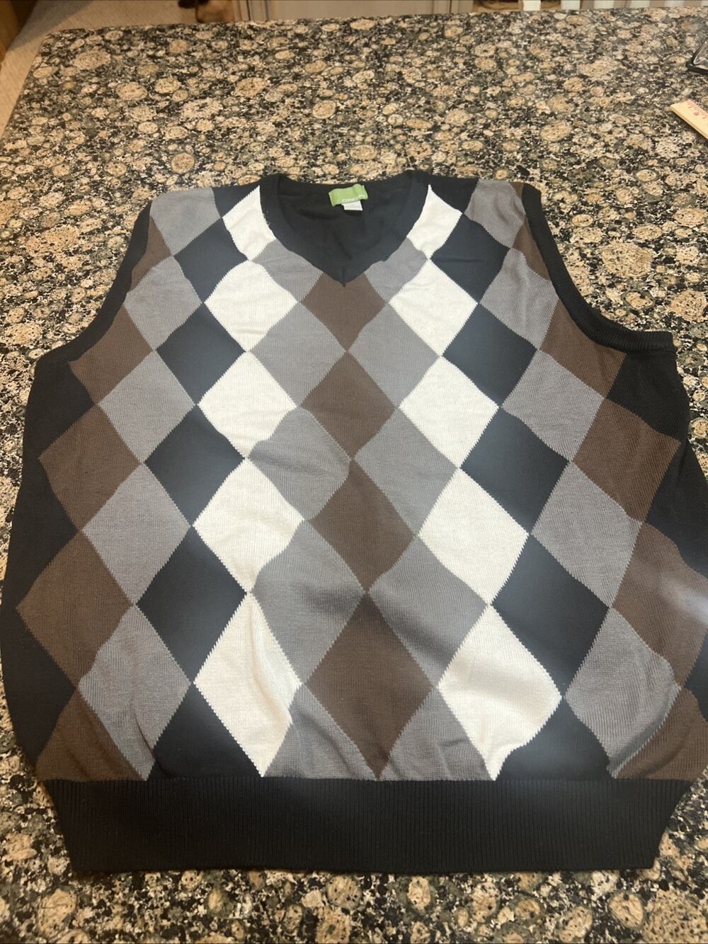 Men’s Concept Black/brown/white Argyle Sweater Vest Size 3XL